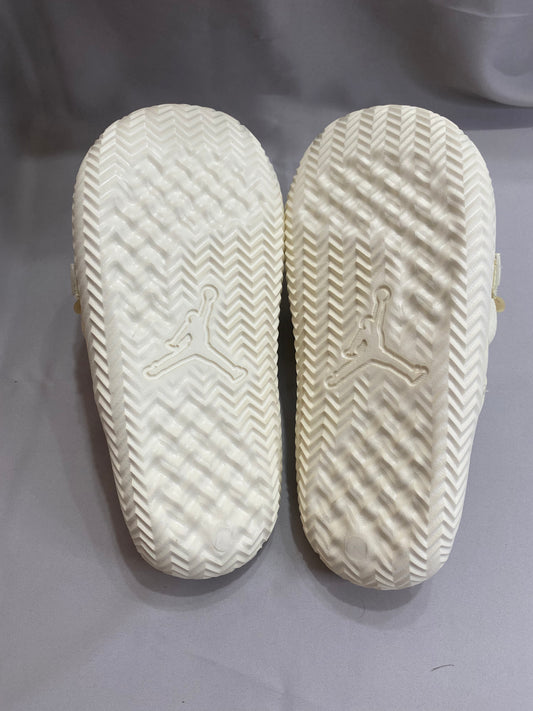 Air Jordan Super Play Slide 'Coconut Milk'