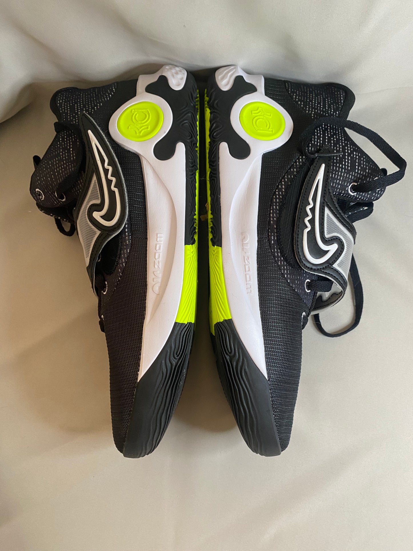 KD Trey 5 X 'Black Volt'
