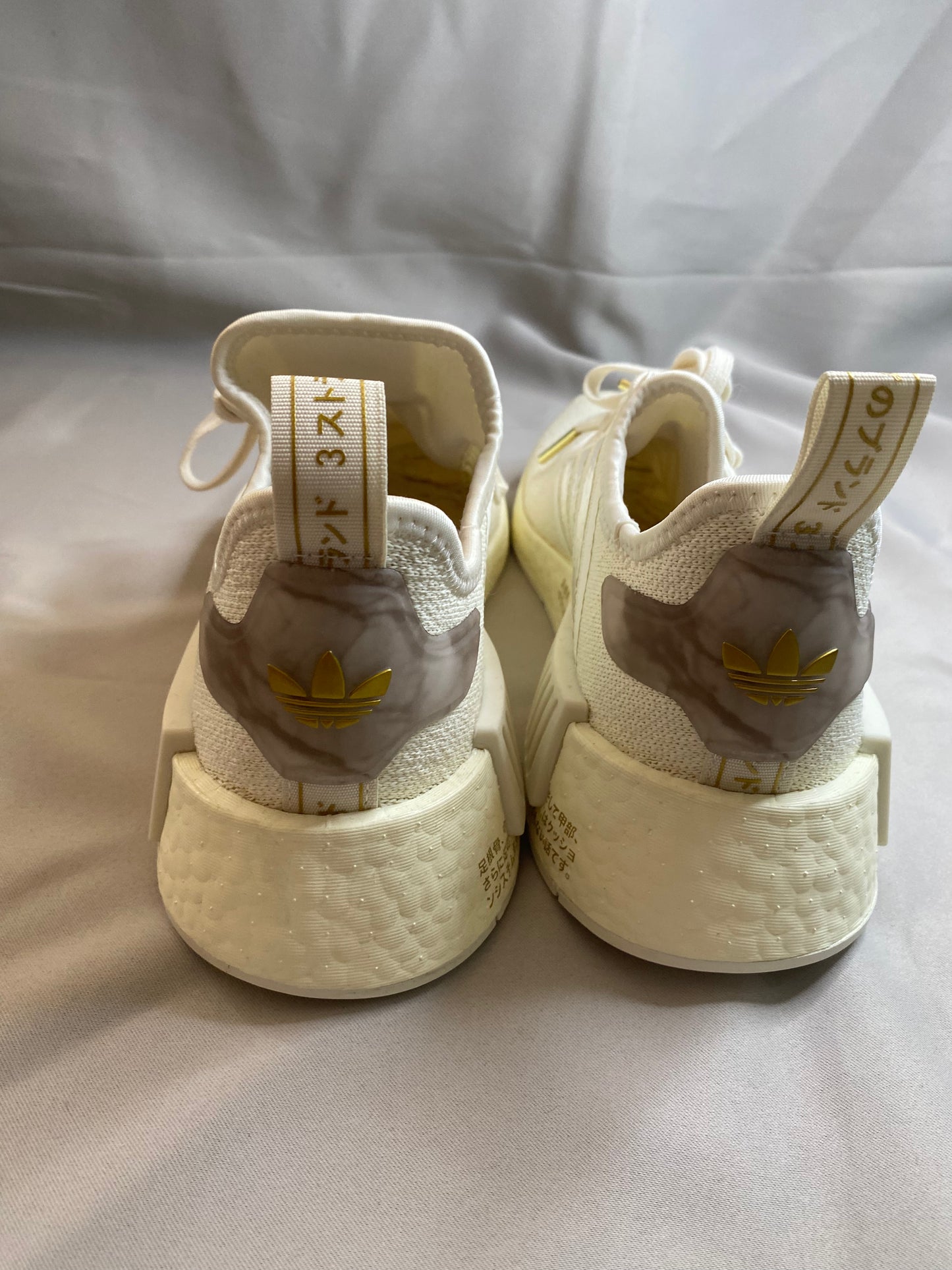 Wmns NMD_R1