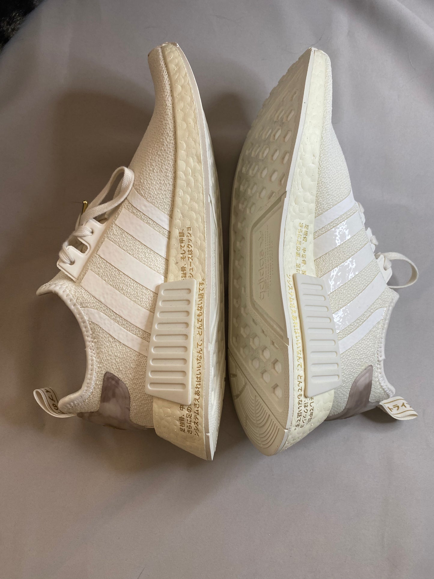 Wmns NMD_R1