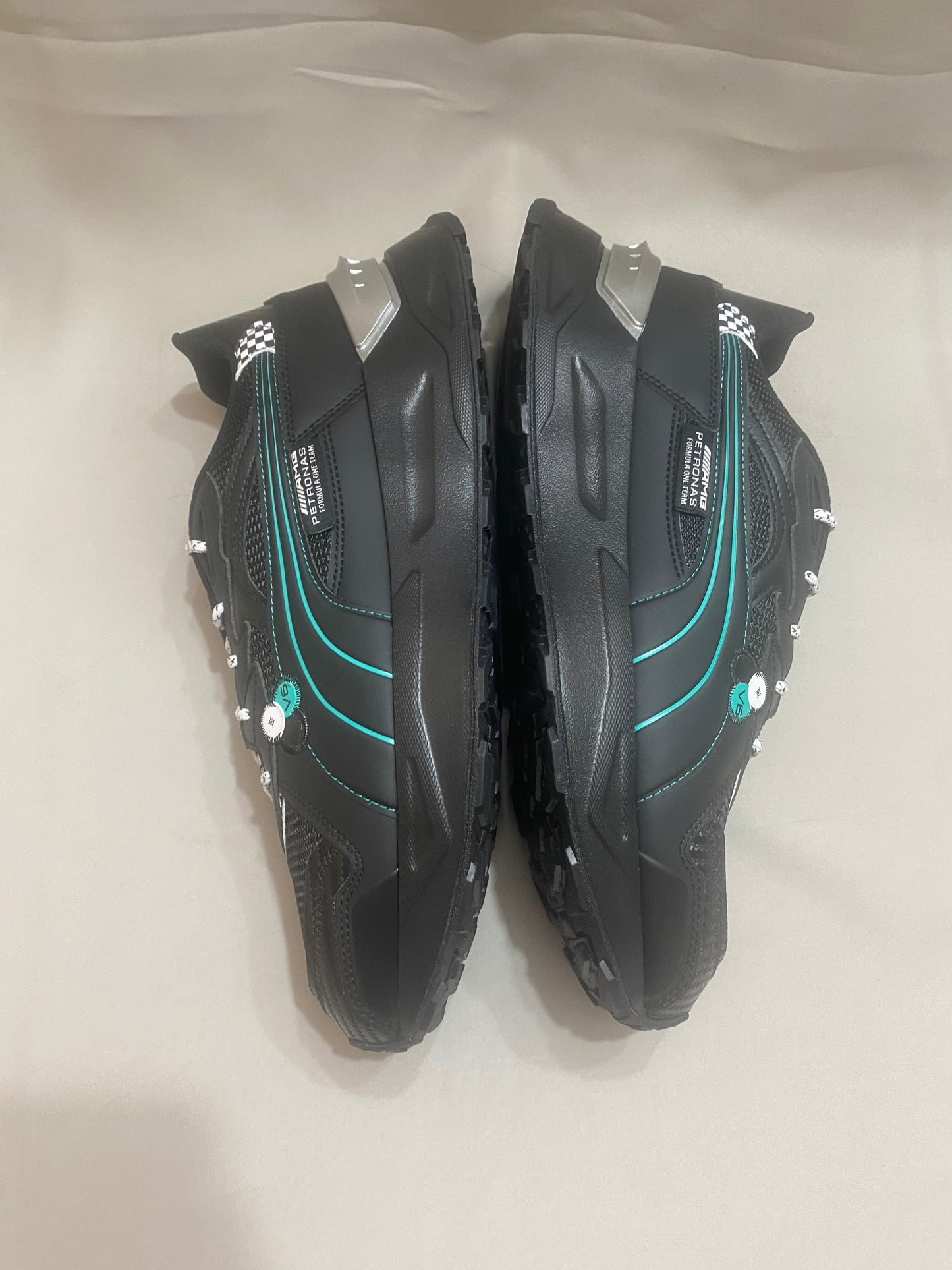 Mercedes-AMG Petronas Motorsport x Mirage Sport Asphalt 'Garage Crews'